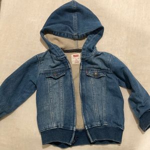 24M Levi’s jean jacket Like New condition